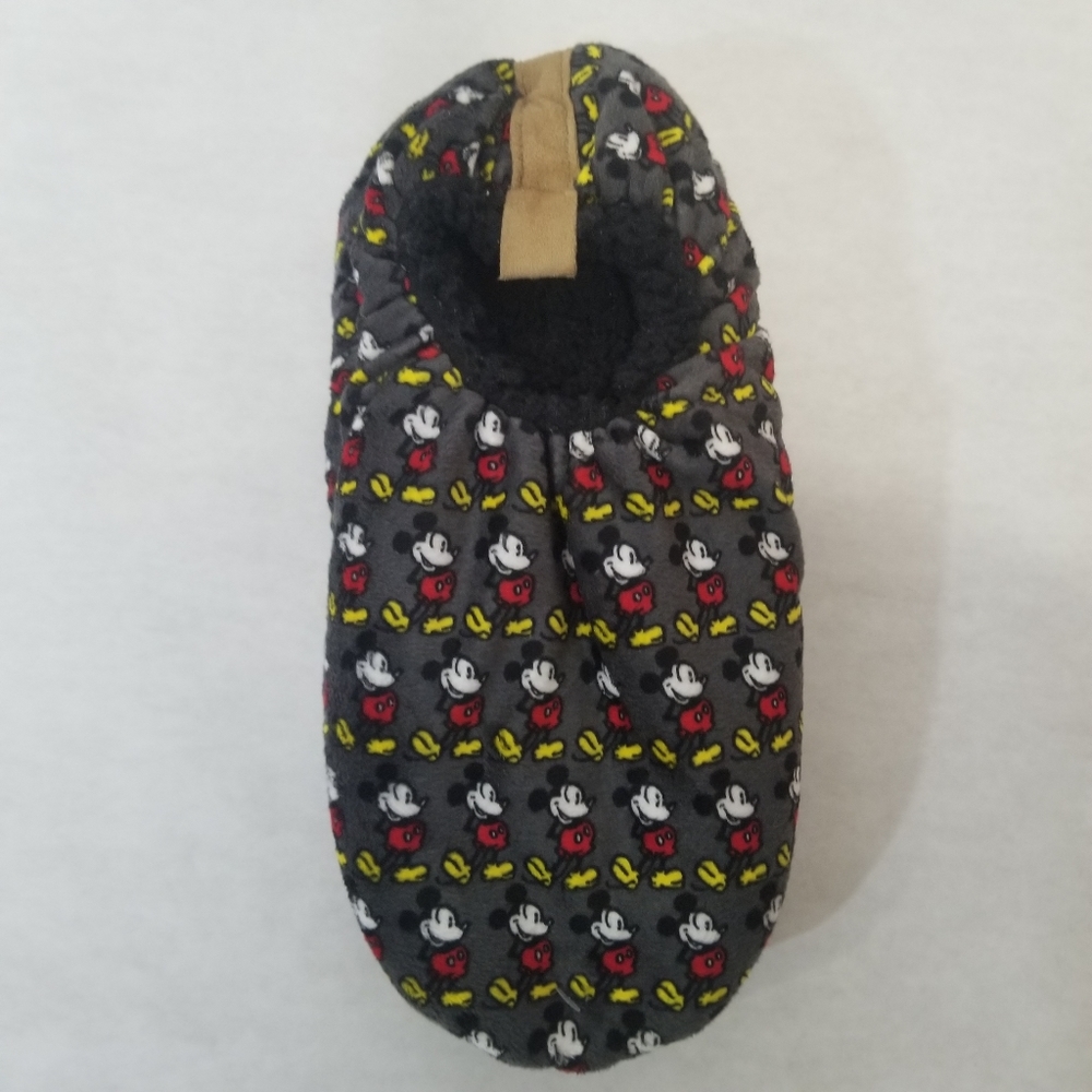 NWT Mickey mouse disney slippers